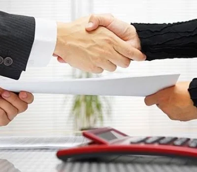 التعاقد مع شركة نظافة (التعاقد مع شركة نظافة محترفة تقدم خدمات تنظيف شاملة)